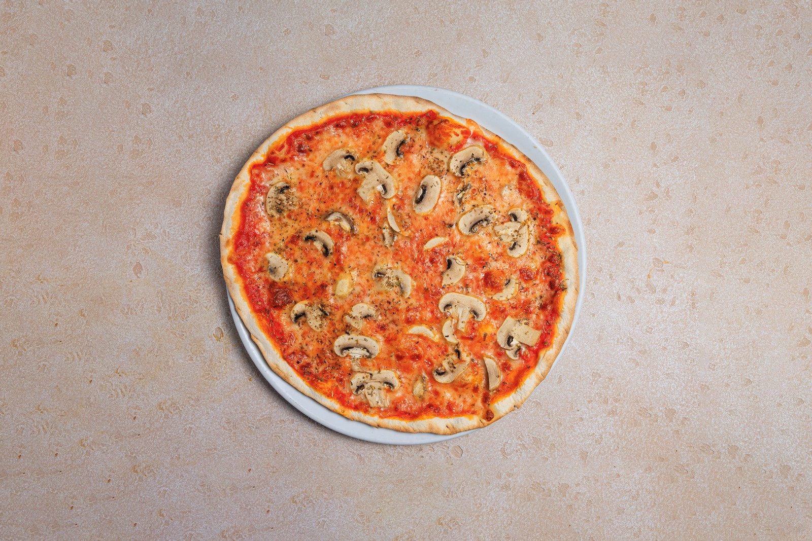 Пицца с шампиньонами