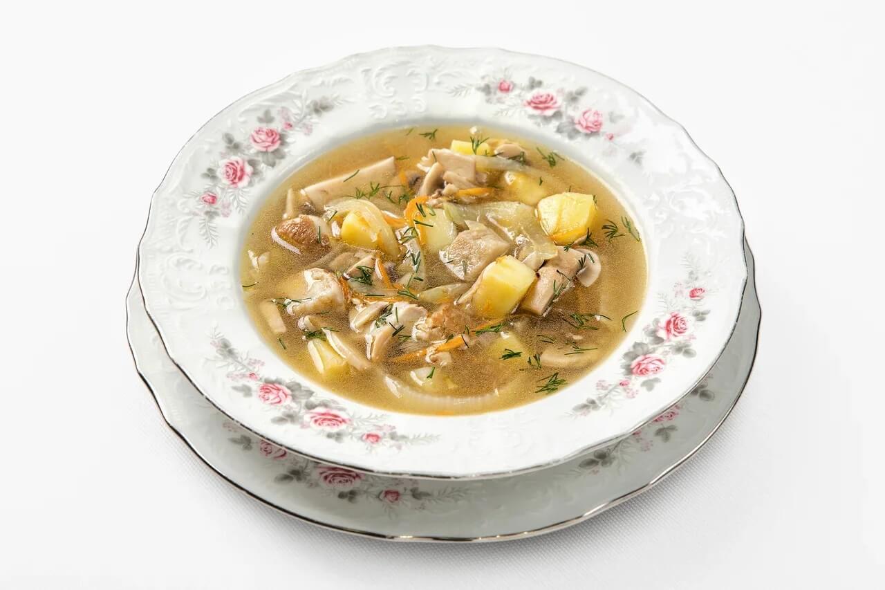 Суп с лесными грибами