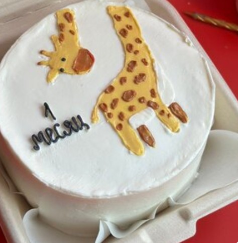Бенто-торт ребенку на 1 месяц Жираф