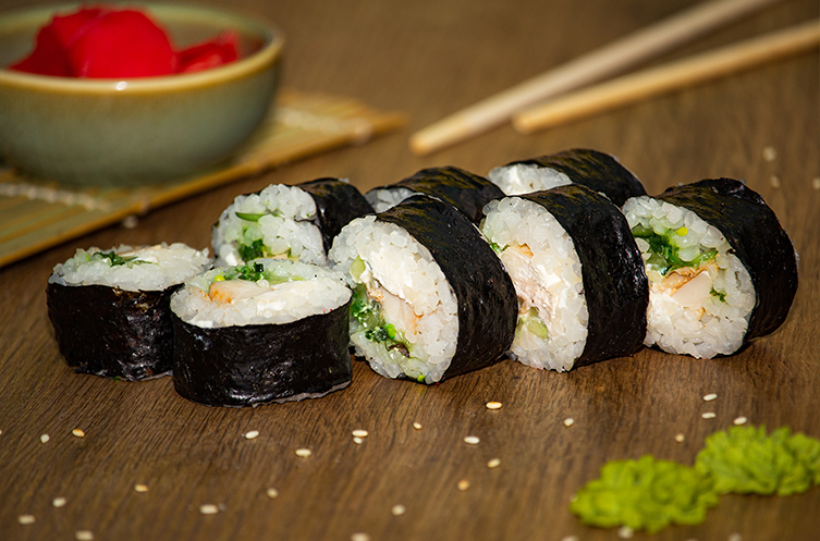 Футомаки с курицей