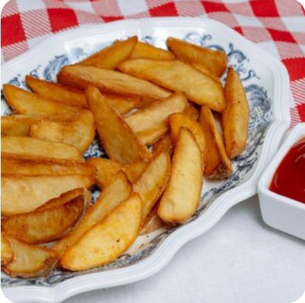 Картофель по-деревенски с кетчупом