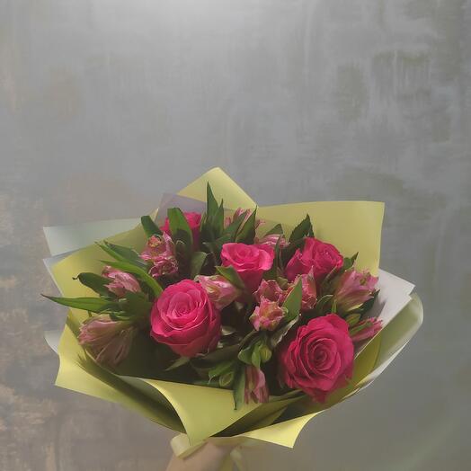 Розы 50см с альстромерией