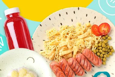 Детский бокс с сосисками и макарошками