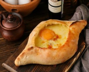 Хачапури по-аджарски