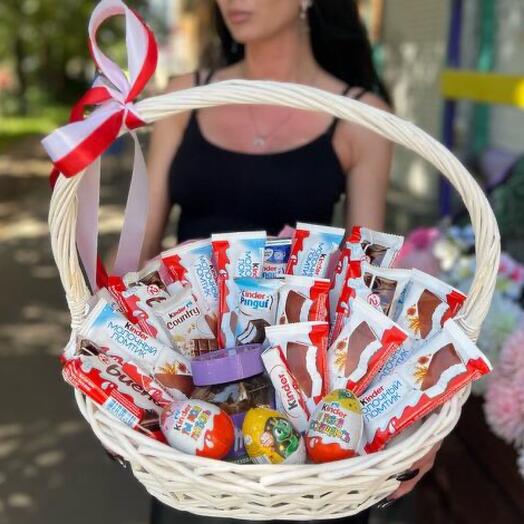 Сладкий подарок киндеры