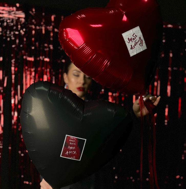 Шар Сердце с наклейкой