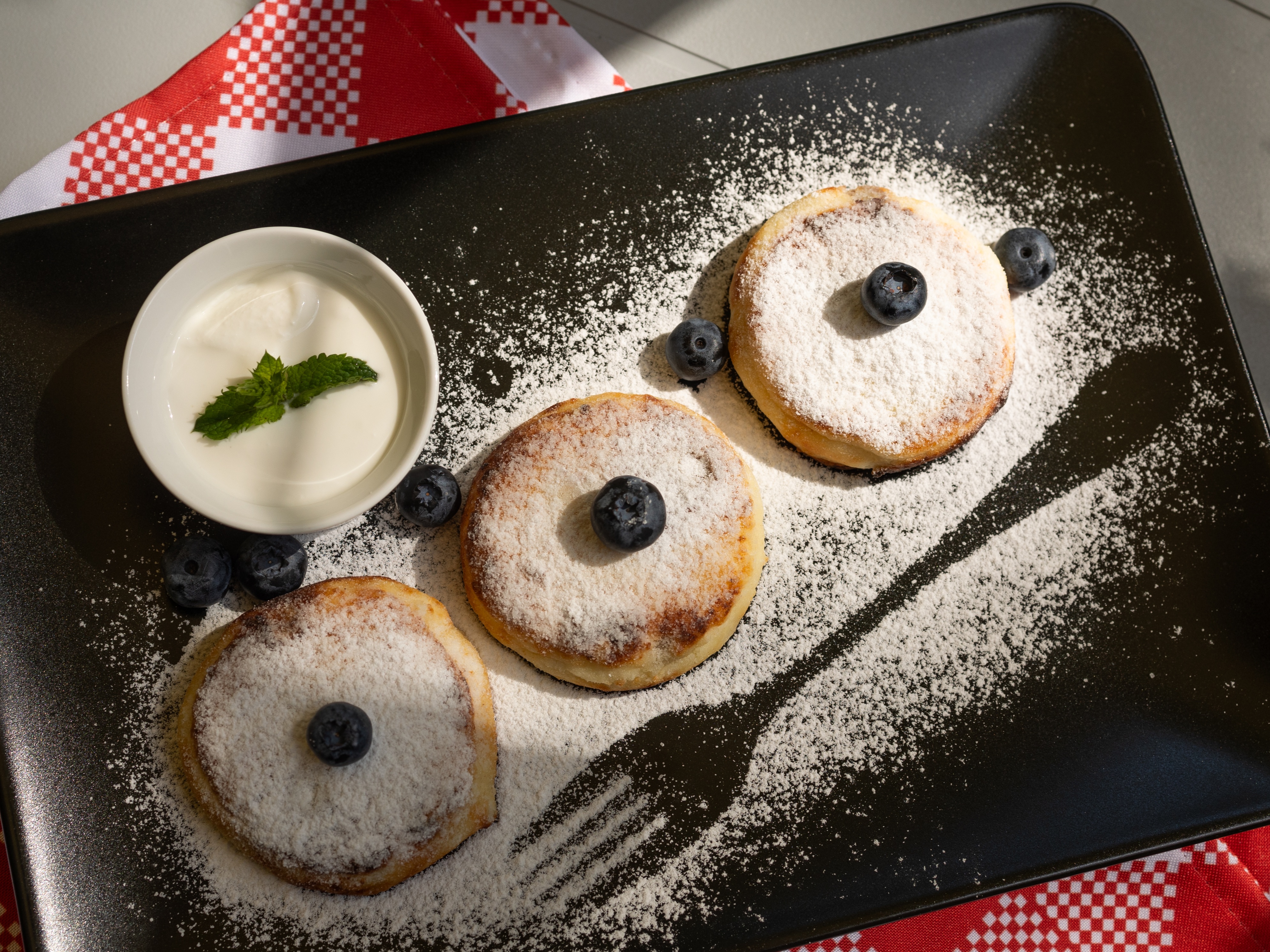 Сырники с изюмом