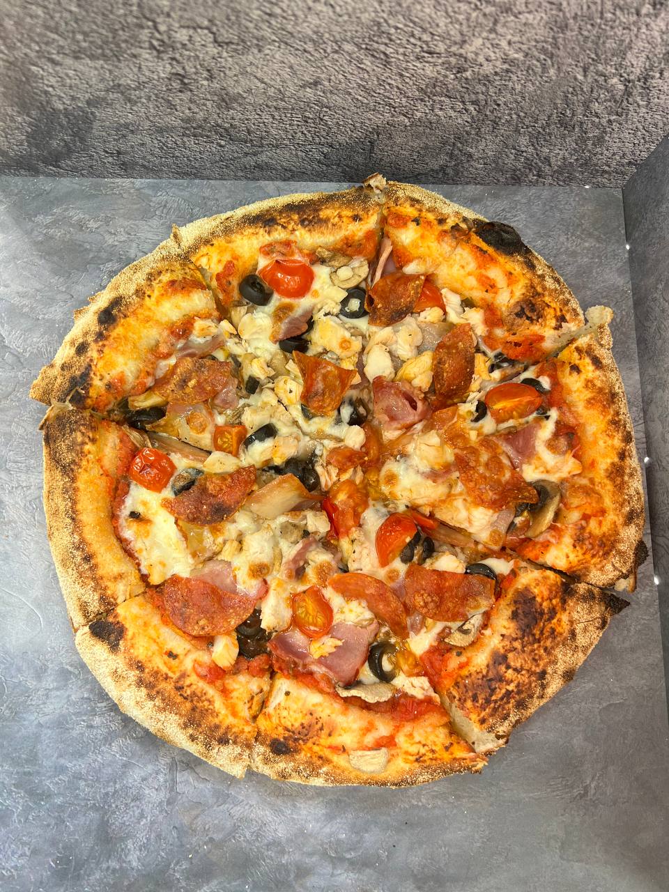 Пицца Familia Pizza
