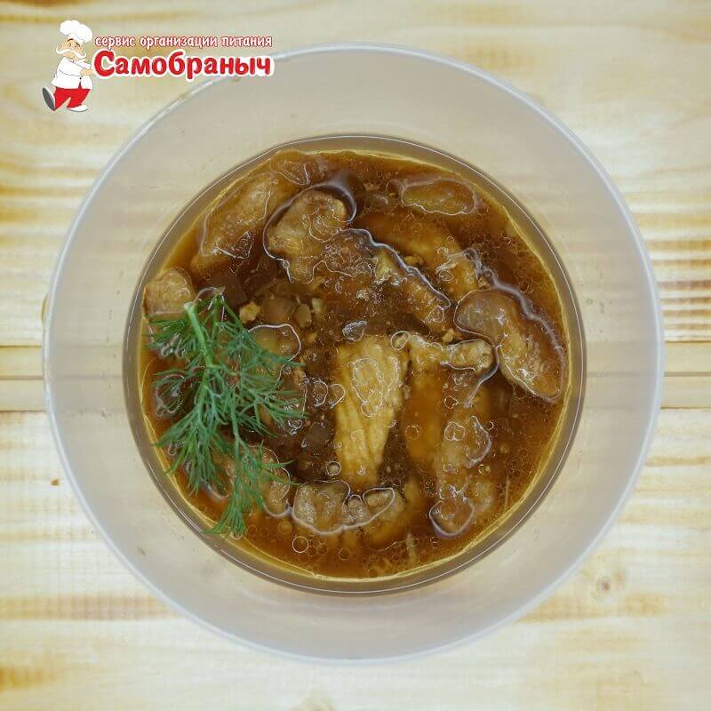 Свинина с кабачками в соевом соусе 100 г