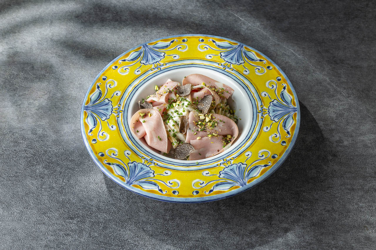 Казаречче со сливочным соусом и мортаделлой