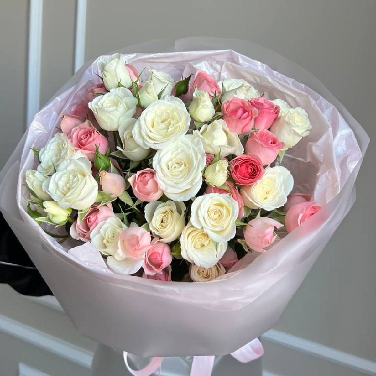 Моно из кустовых роз (предзаказ)