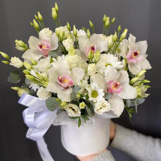 Авторский бокс орхидеи с Лизиантусами