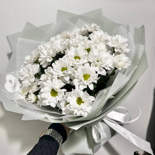 Букет «Ромашка» из кустовых хризантем 5