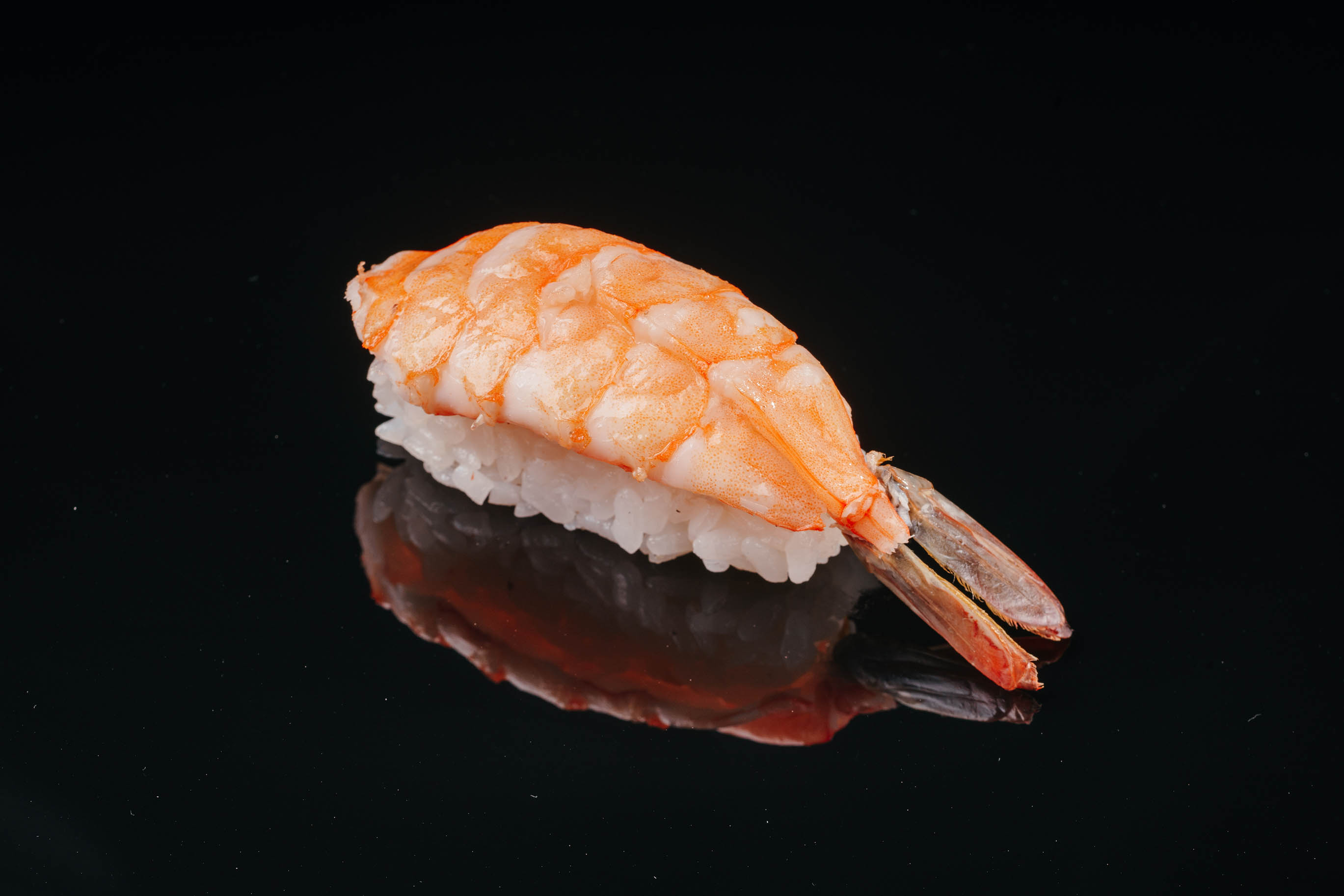 Нигири с креветкой