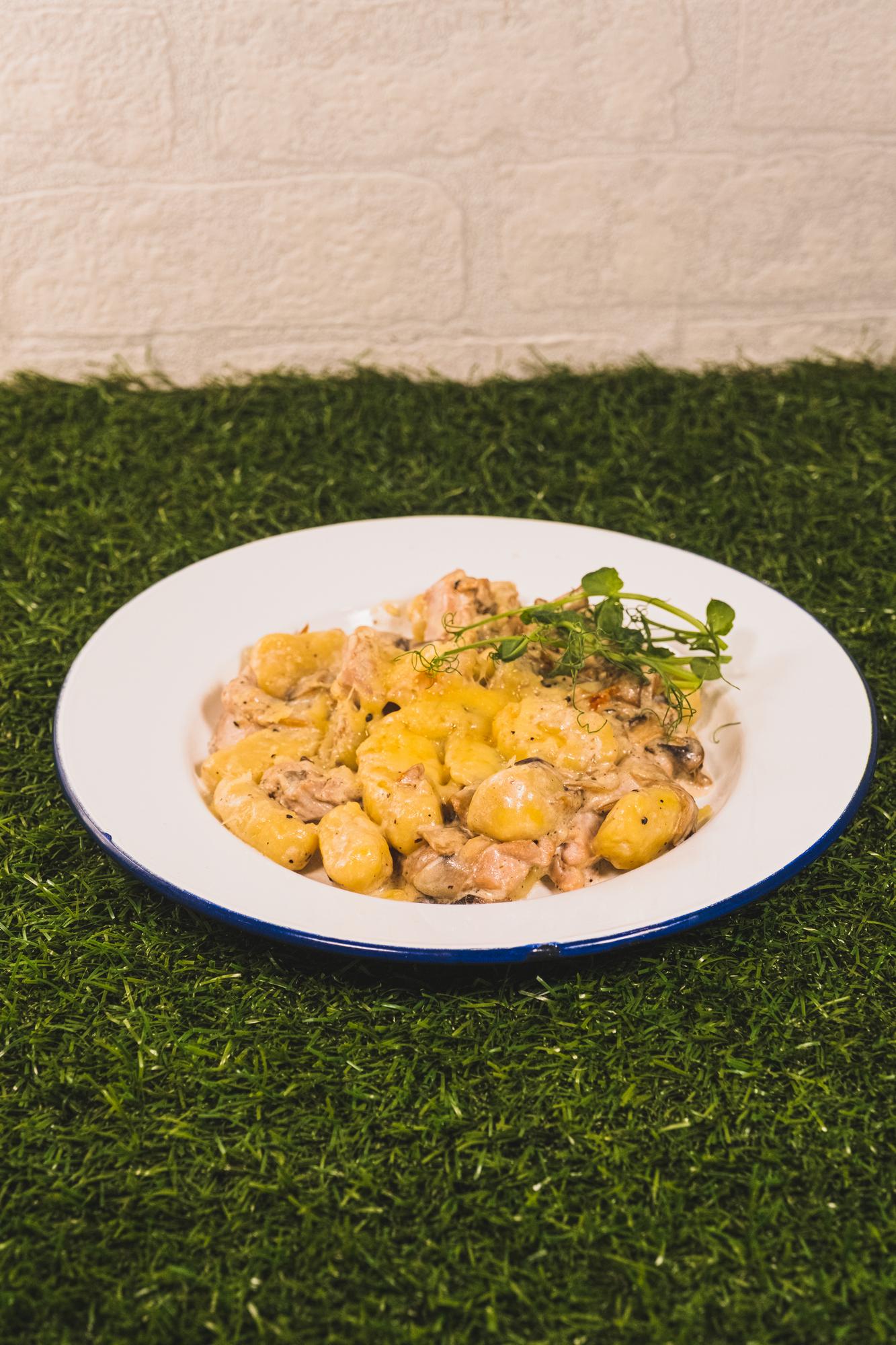 Ньокки с курицей и грибами