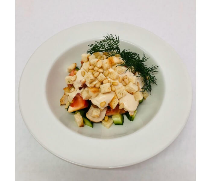 Салат с куриной грудкой