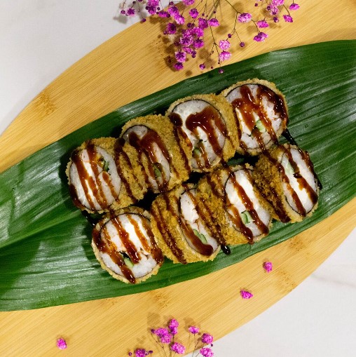 Жареный с курицей и креветкой