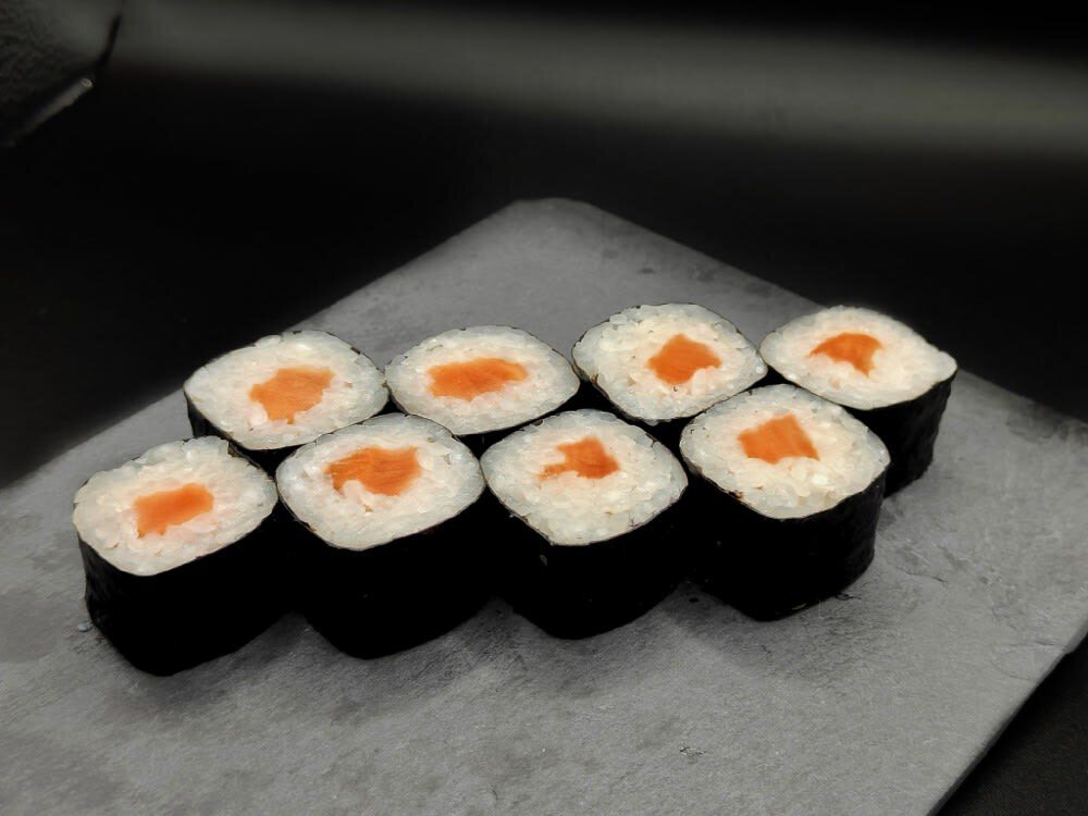 Ролл Сяке Маки