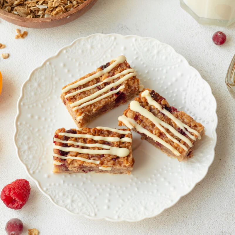 Батончики с гранолой, клюквой и орехами