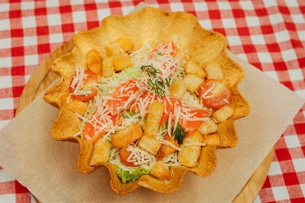 Цезарь с лососем