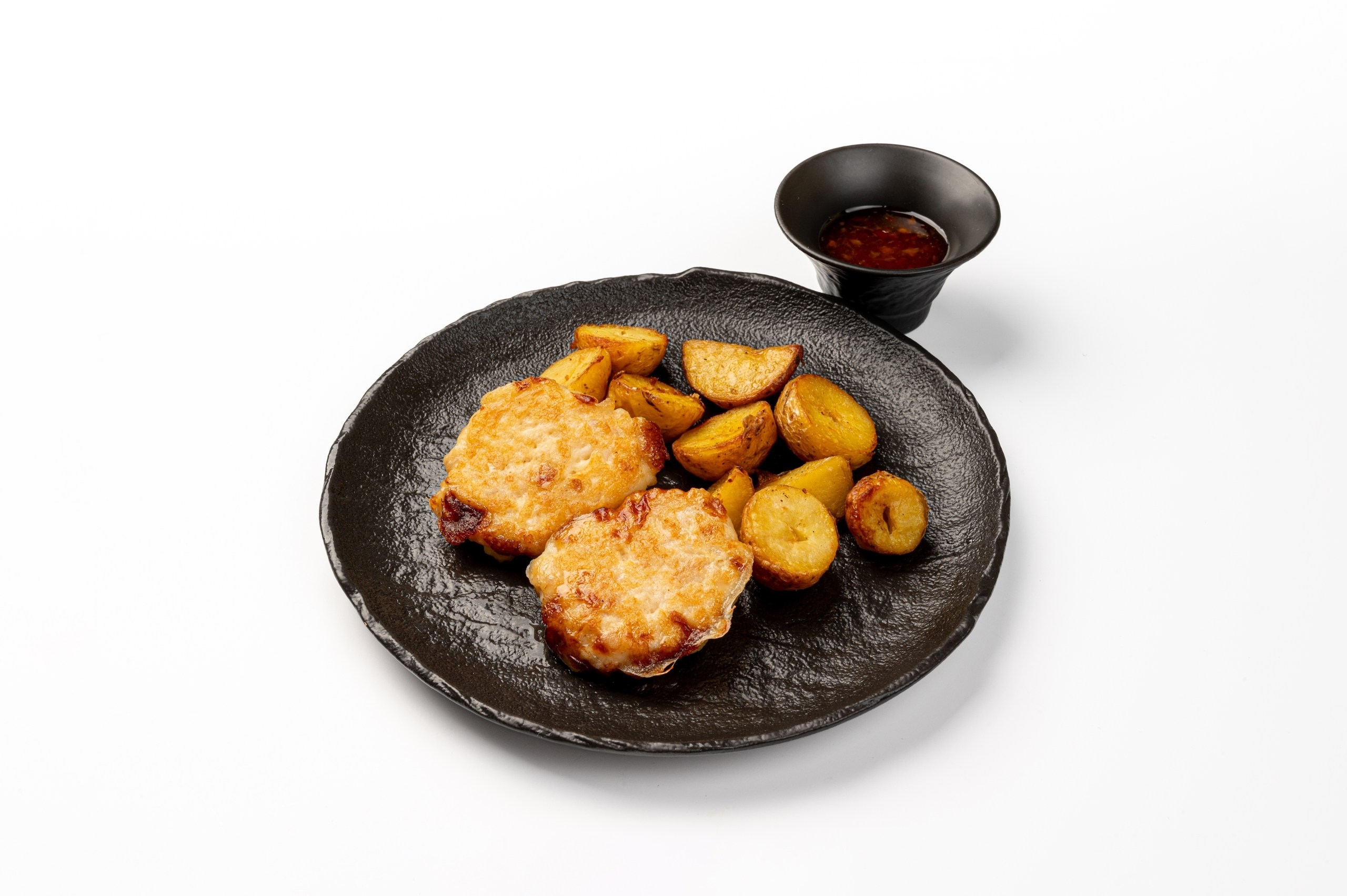 Биточки из курицы с картофелем