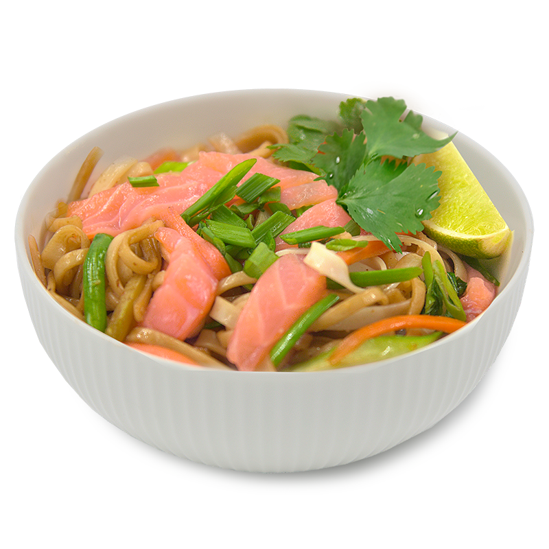 Сливочный вок с лососем