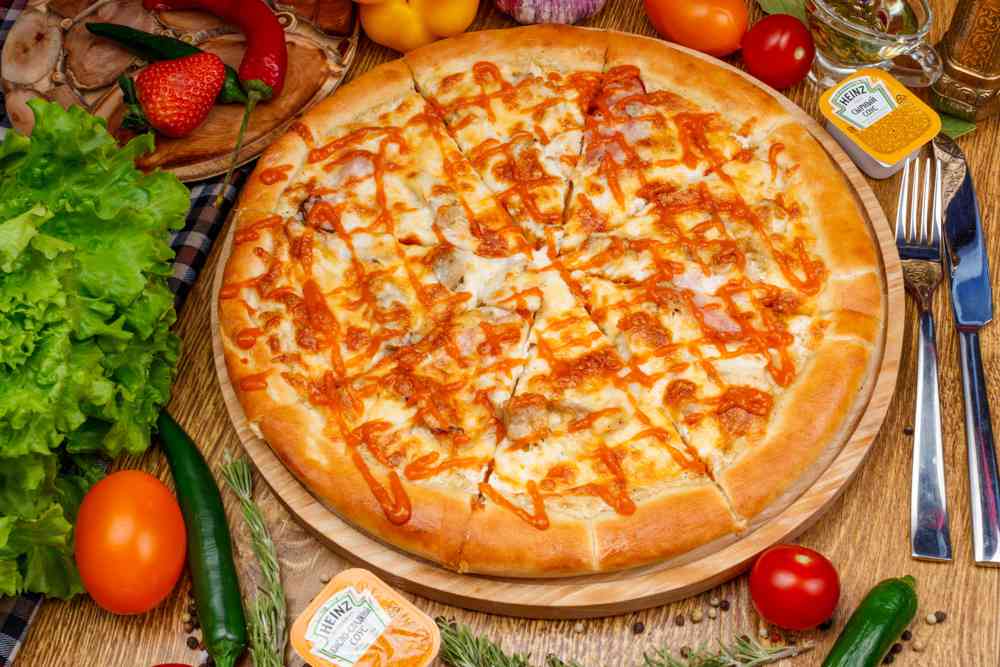 Мясное ассорти 30 см. пышное тесто