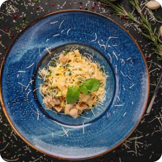 Паста Феттуччине с курицей и белыми грибами