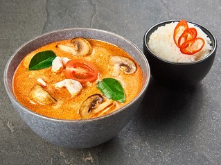 Том ям с курицей