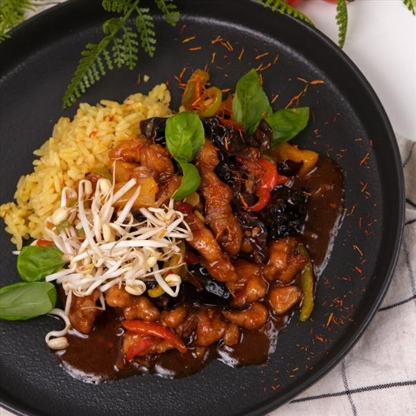 Цыпленок и рис с шафраном
