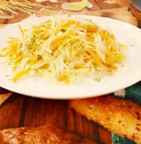 Салат со свежей капустой 