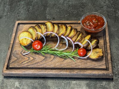 Картофель с салом на мангале