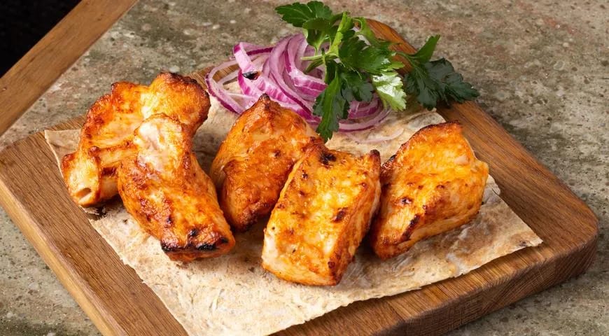 ШАШЛЫК ИЗ КУРИНОЙ ГРУДКИ