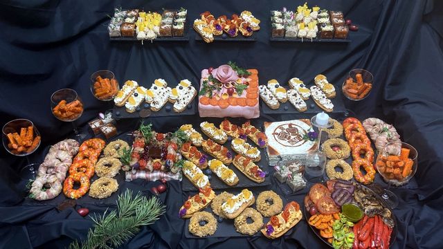 Праздничный набор на 30 персон