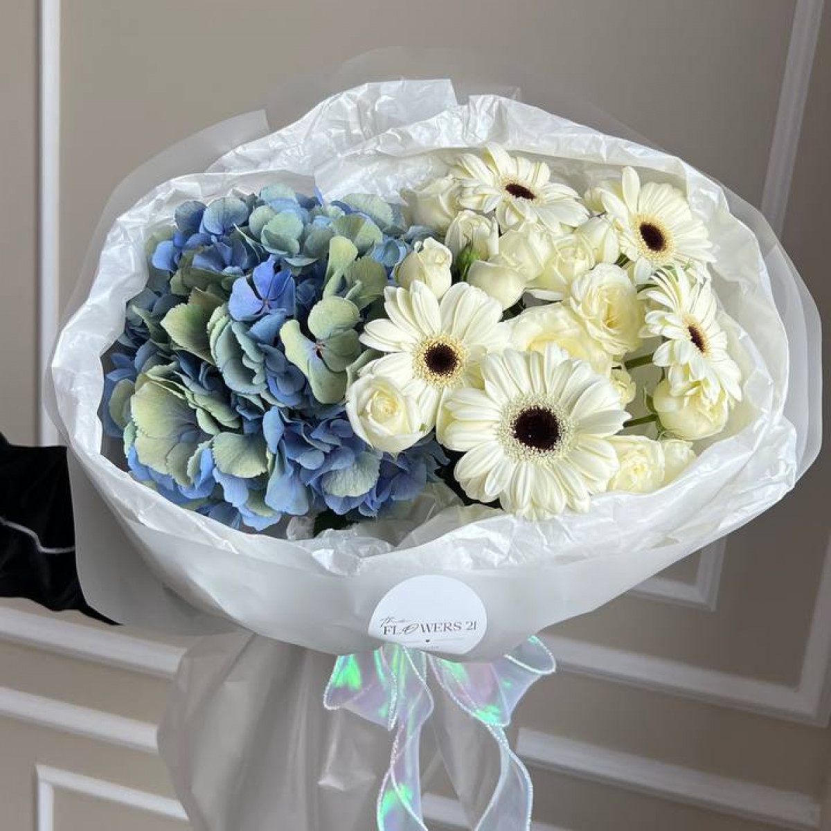 Авторский букет (предзаказ) 248