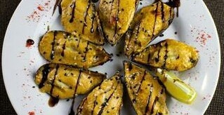 Мидии с соусом из тунца