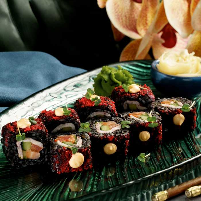 С копченным лососем и беконом