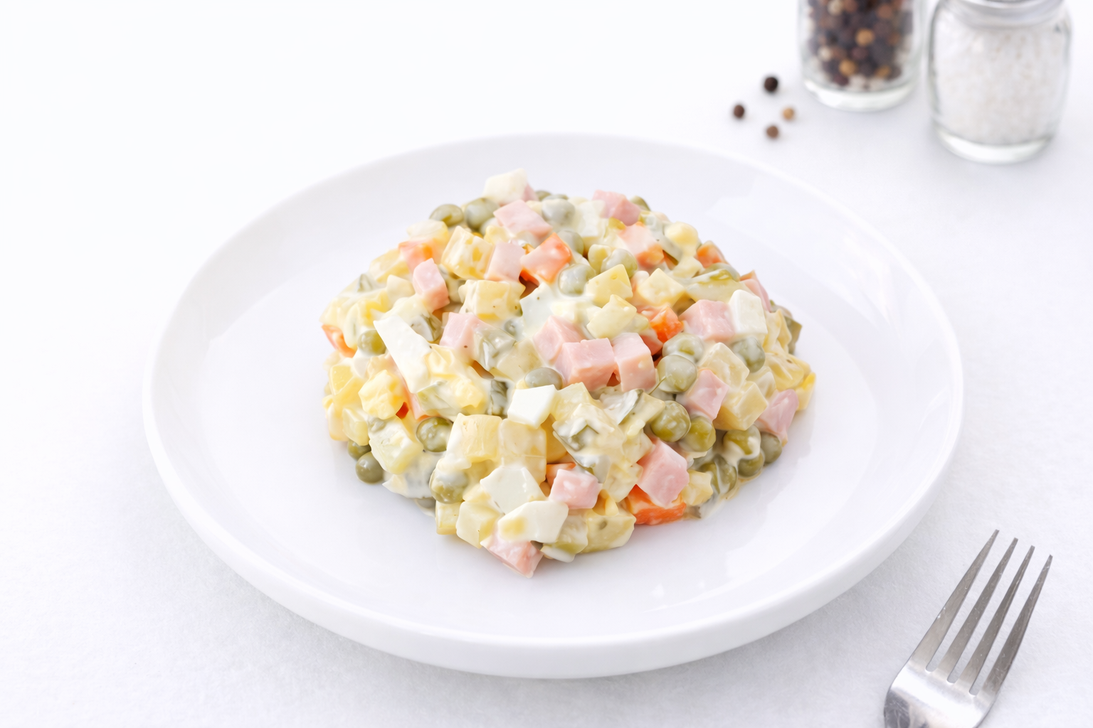 Оливье с ветчиной