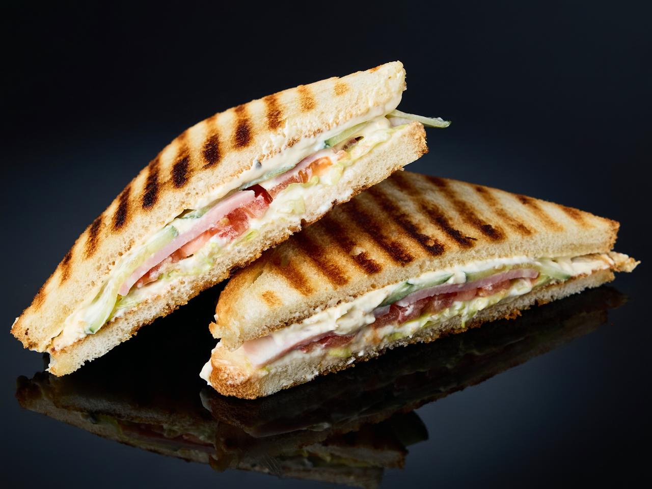 Сэндвич с ветчиной