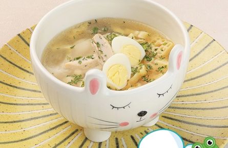 Супчик с куриным филе и гренками