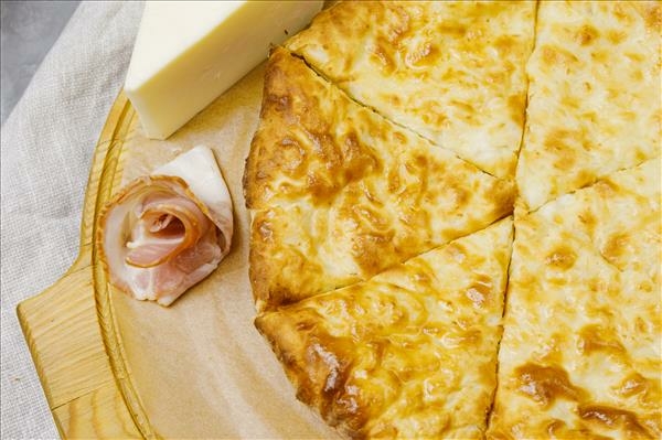 Хачапури Бекон и сыр