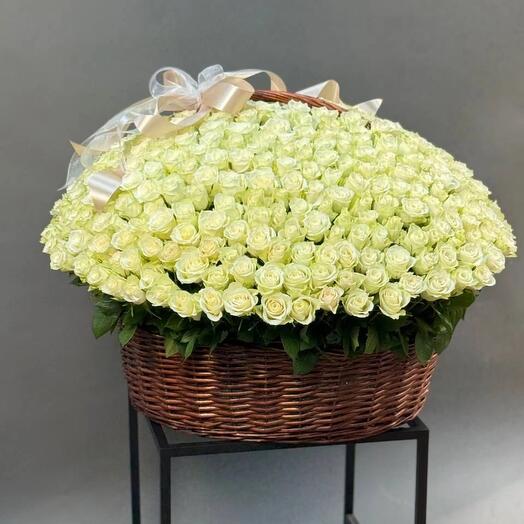 Корзина с цветами 501 Роза роскошь