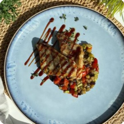 Судак с овощами под соусом унаги