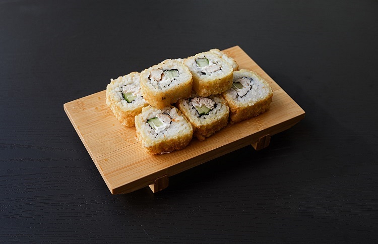 Жареный с курицей