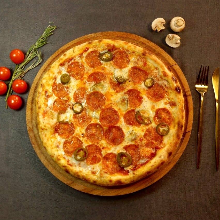 Пепперони острая пицца 30 см