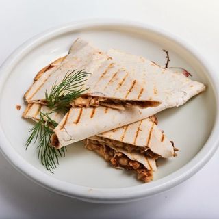 Кесадилия с курицей