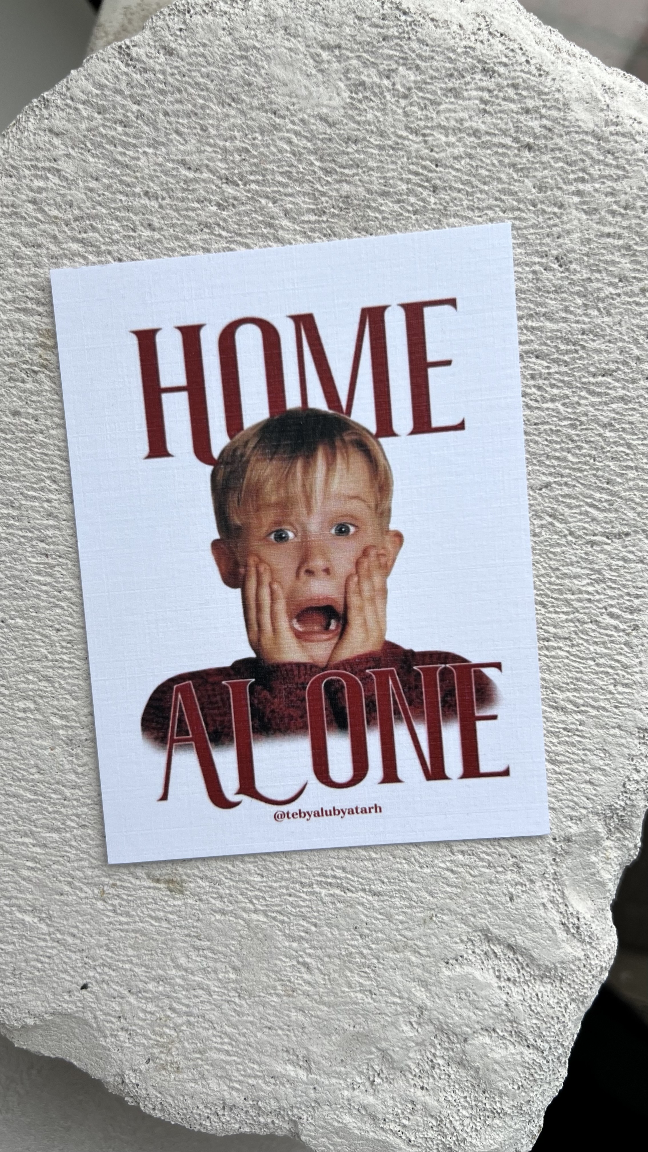 Открытка " Один дома"