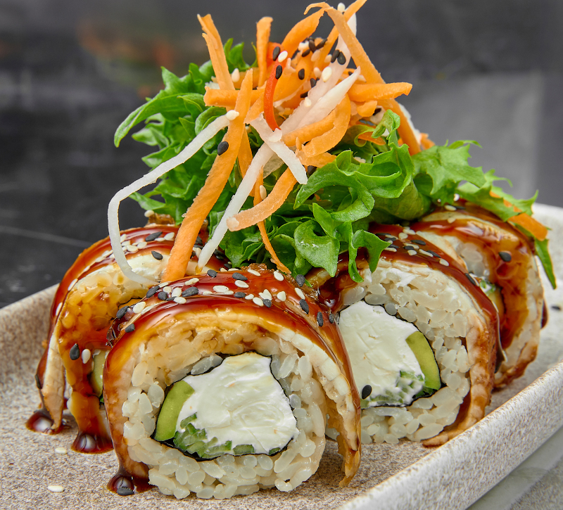 Канада с угрем и авокадо Сыр творожный