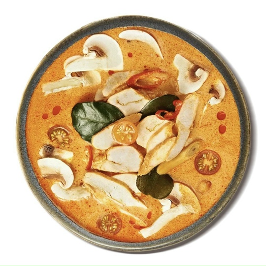 Том-ям с курицей⠀