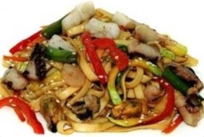 Wок с морепродуктами